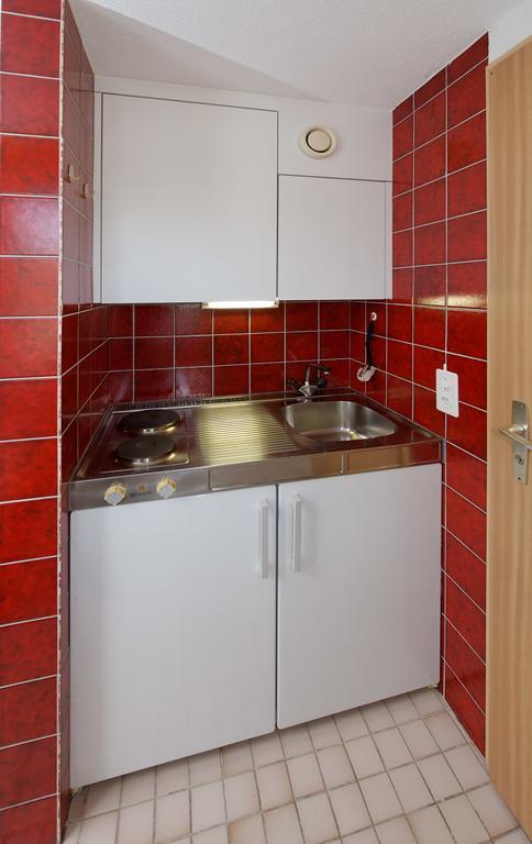 Hotel Zum See Grachen Room photo